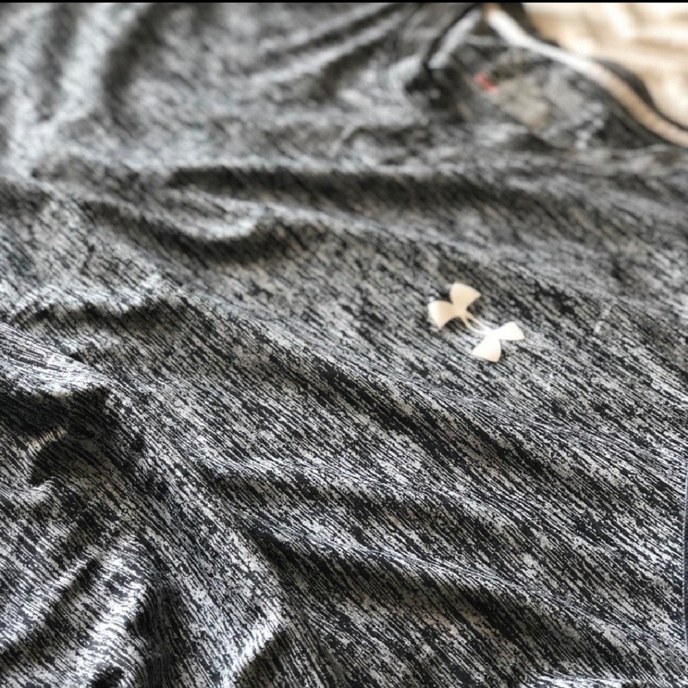 NWOT UA Threadbone  XL gray